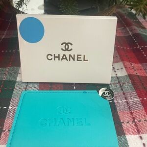CHANEL Aqua Mirror and Case (26/5)